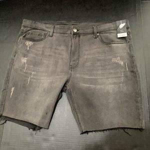 Black distressed jean shorts!